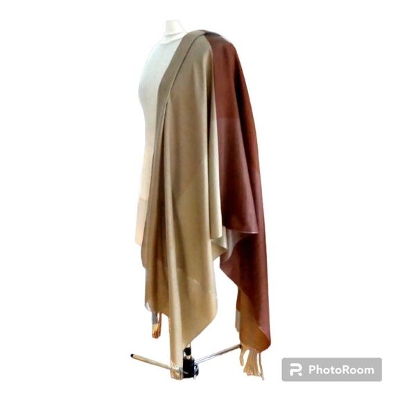 Books and Bygones 100% Silk. Made in Florence, Italy. Large Scarf / Shawl. Brown - Picture 2 of 12